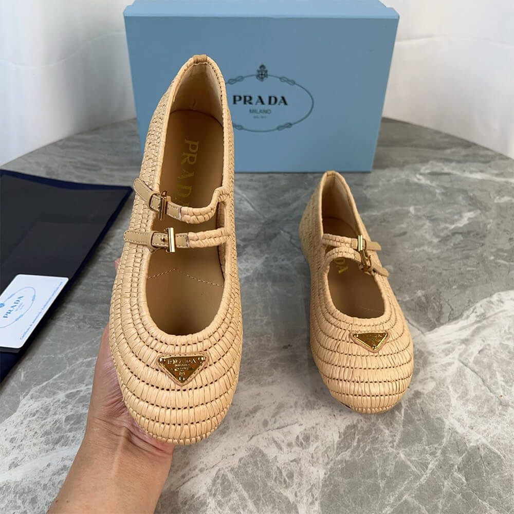 Pra*a Crochet ballerinas
