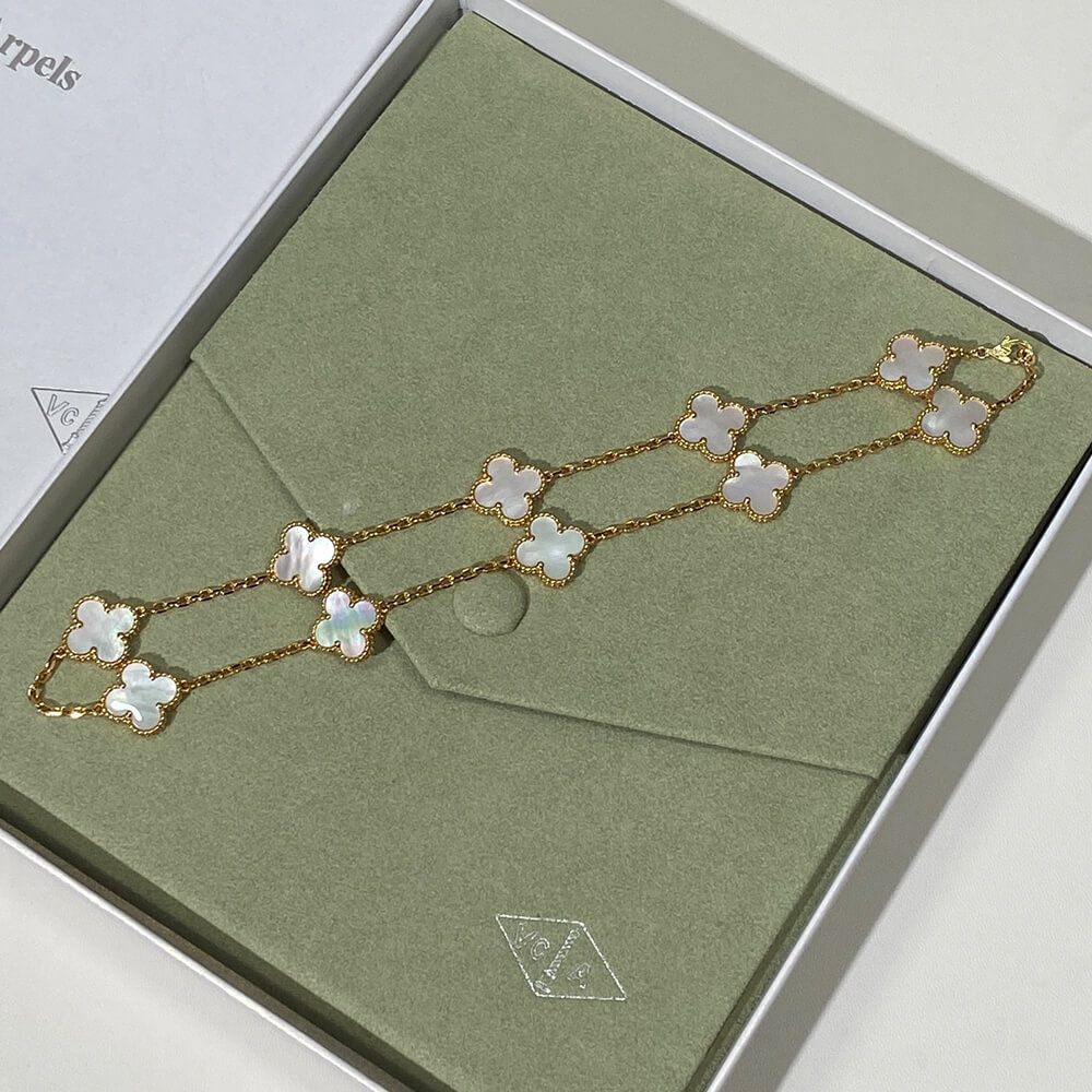 V*n Cl**f & Arpels Necklace