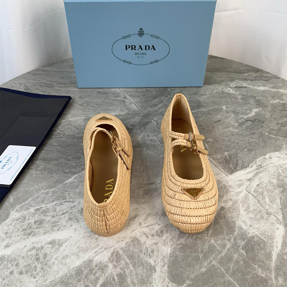 Pra*a Crochet ballerinas