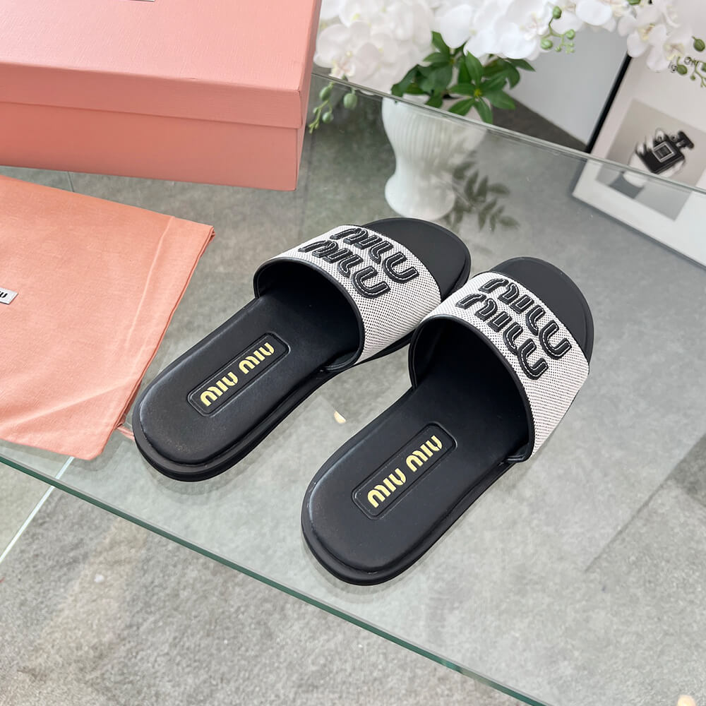 M1um1u Canvas and leather slides