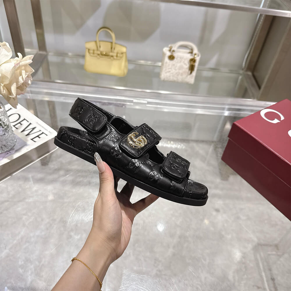 Gvc*1 Women’s sandal with Double G