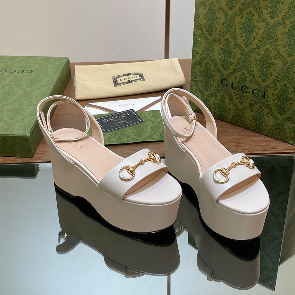 Gvc*1 Women’s Horsebit flatform sandal