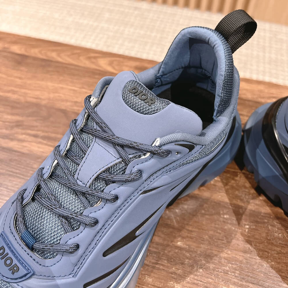 D10r  B44 Blade Sneaker