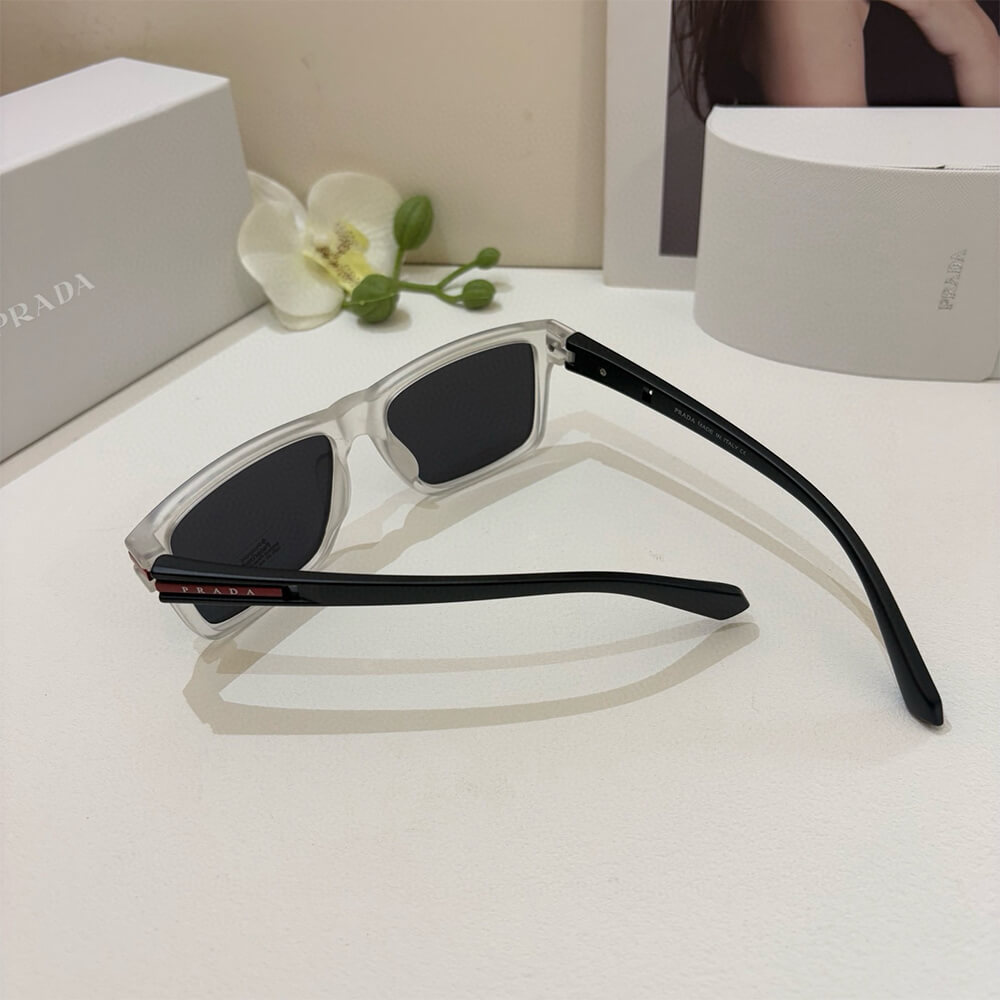 Pra*a SUNGLASSES