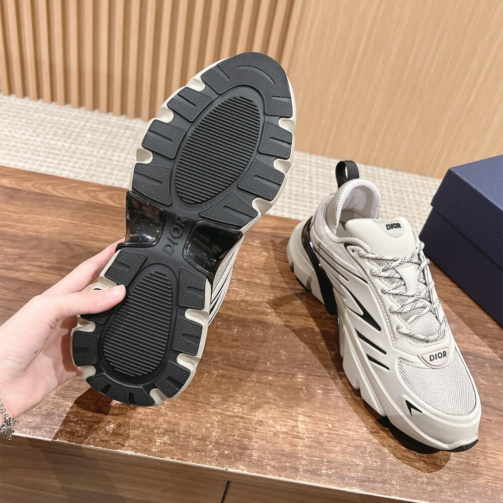 D10r  B44 Blade Sneaker