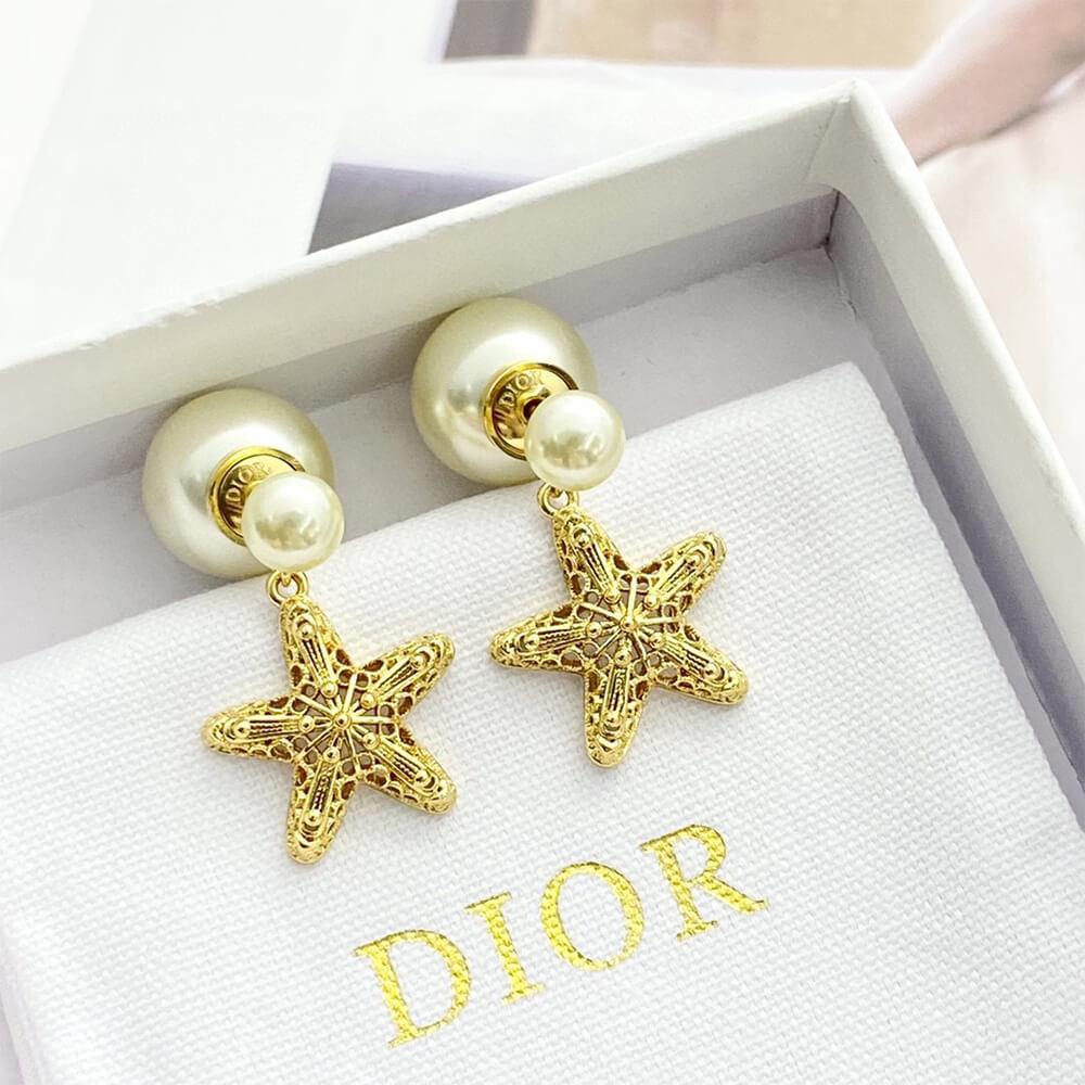 D10r EARRINGS