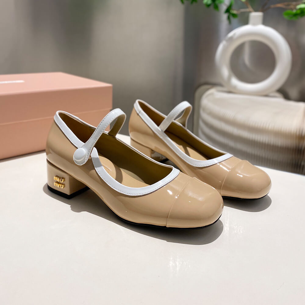 M1um1u Two-tone patent leather Mary Jane pumps