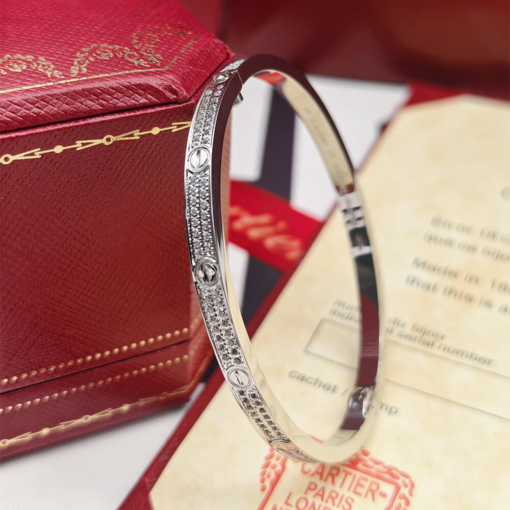 Ca*t1er LOVE bracelet