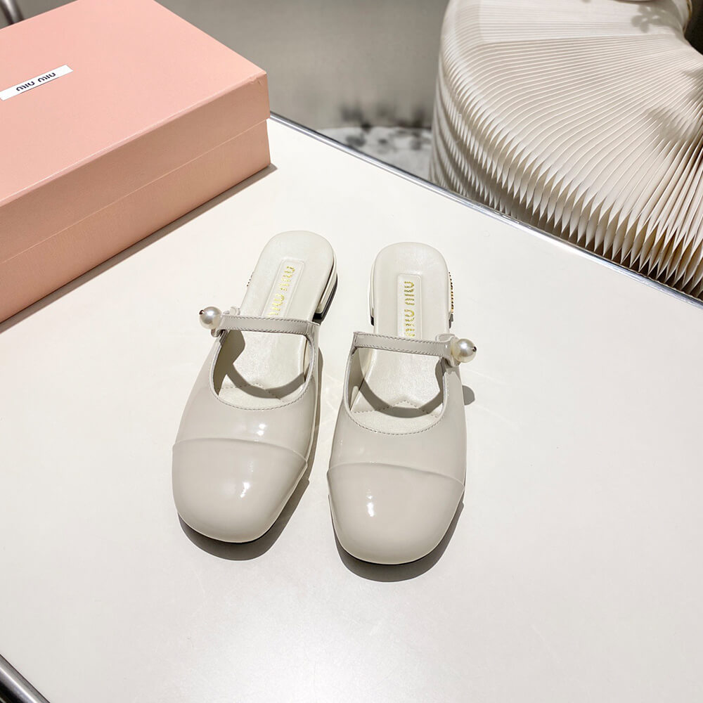 M1um1u Mary Jane pumps