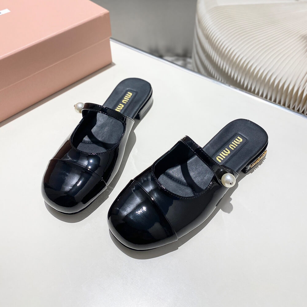 M1um1u Mary Jane pumps