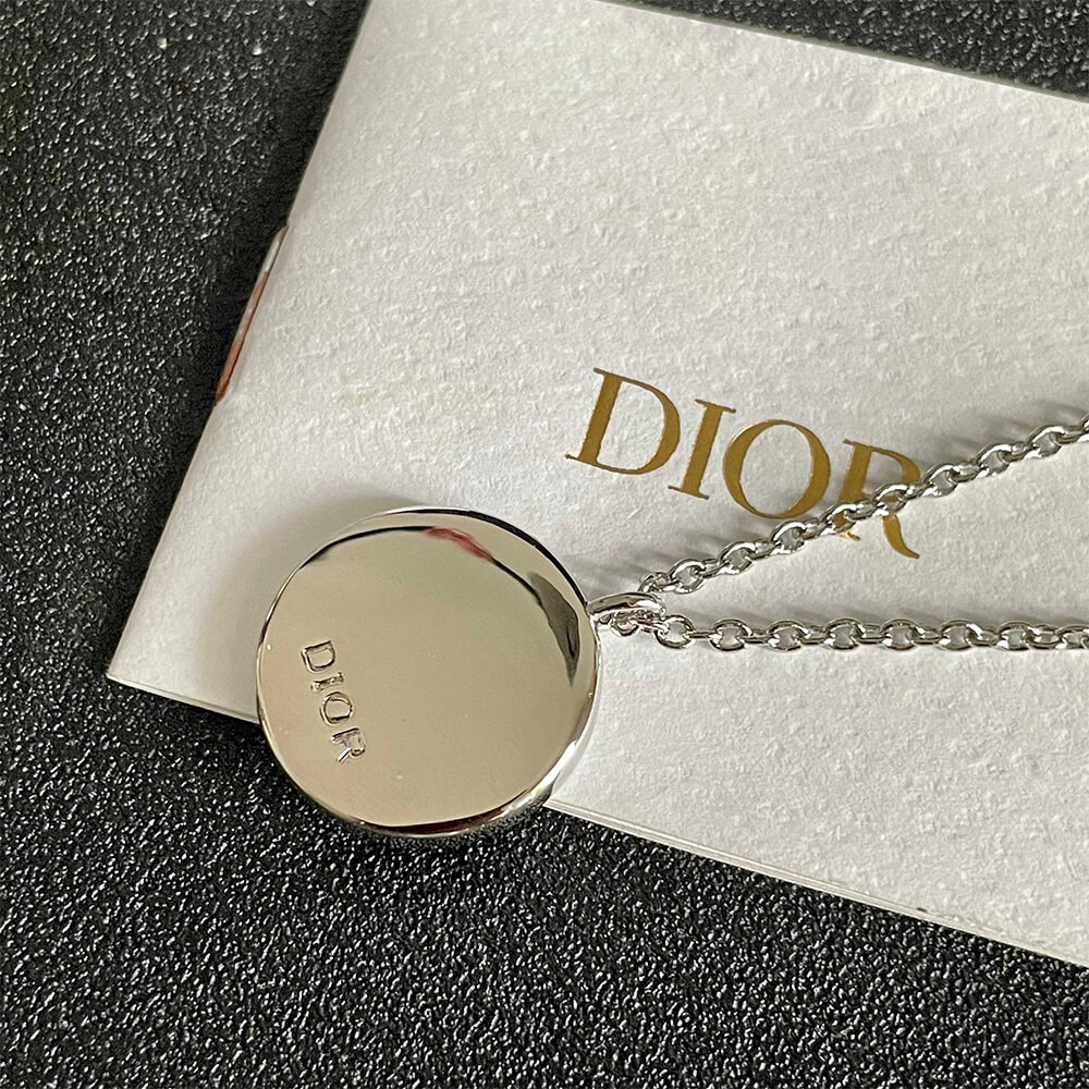 D10r Necklacel