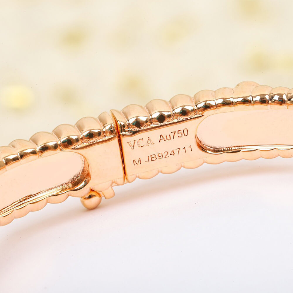 V*n Cl**f & Arpels Perlée sweet clovers bracelet, medium model