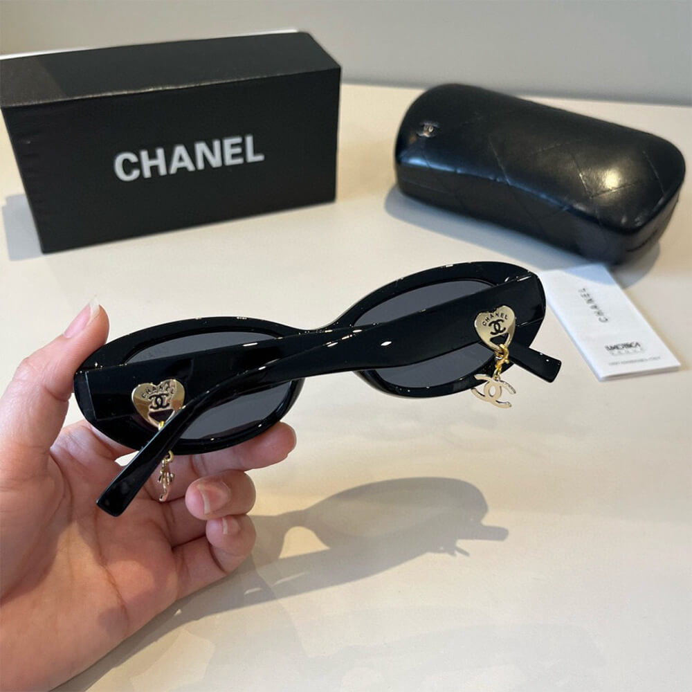 Ch**el SUNGLASSES