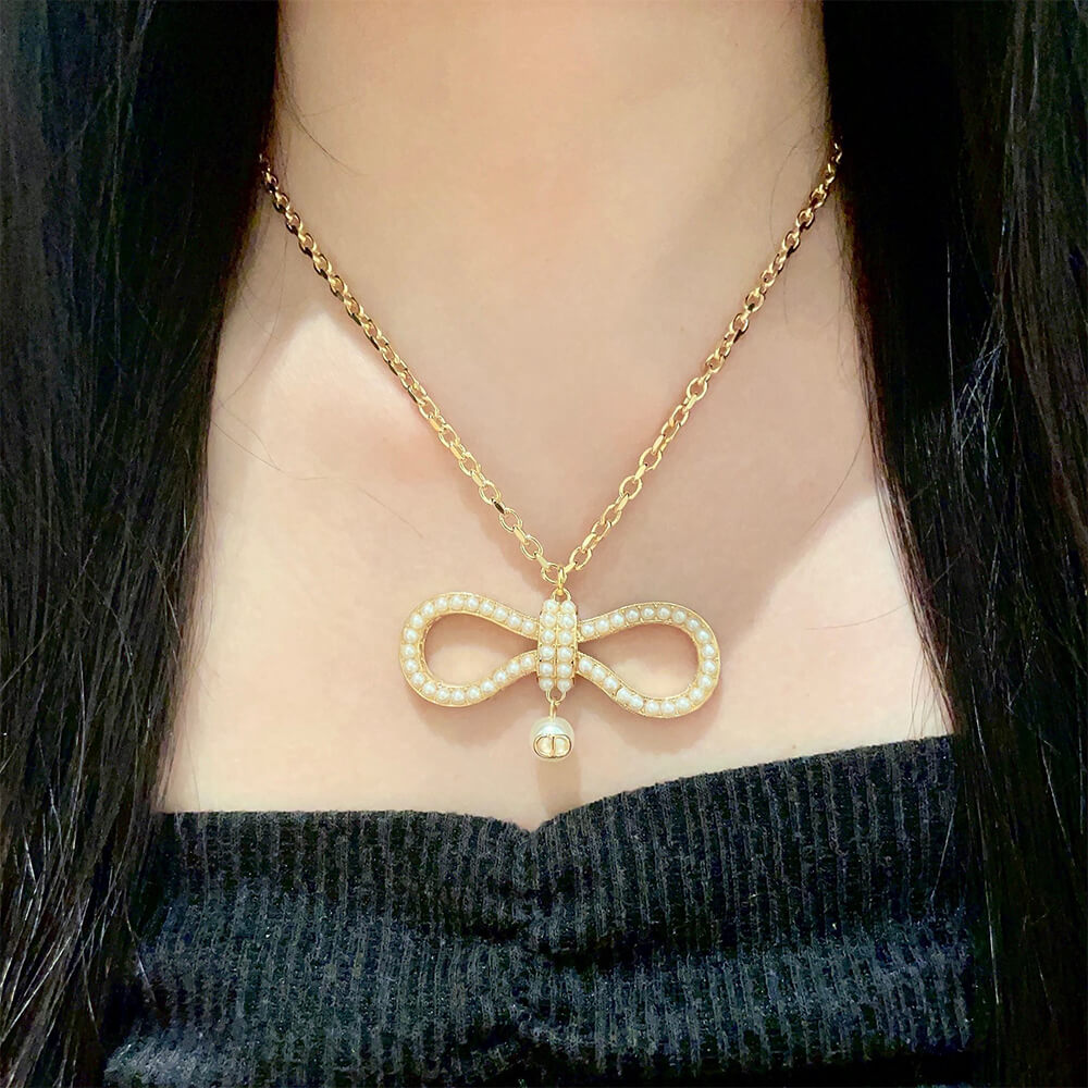 D10r Pearl Necklacel