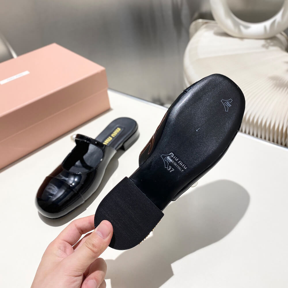M1um1u Mary Jane pumps