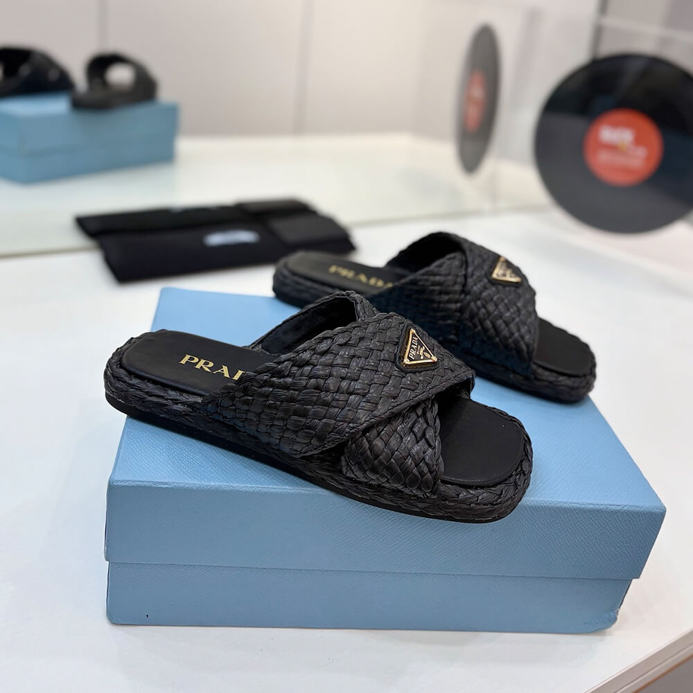 Pra*a Raffia crisscross slides