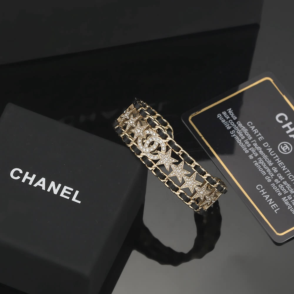 Ch**el bracelet