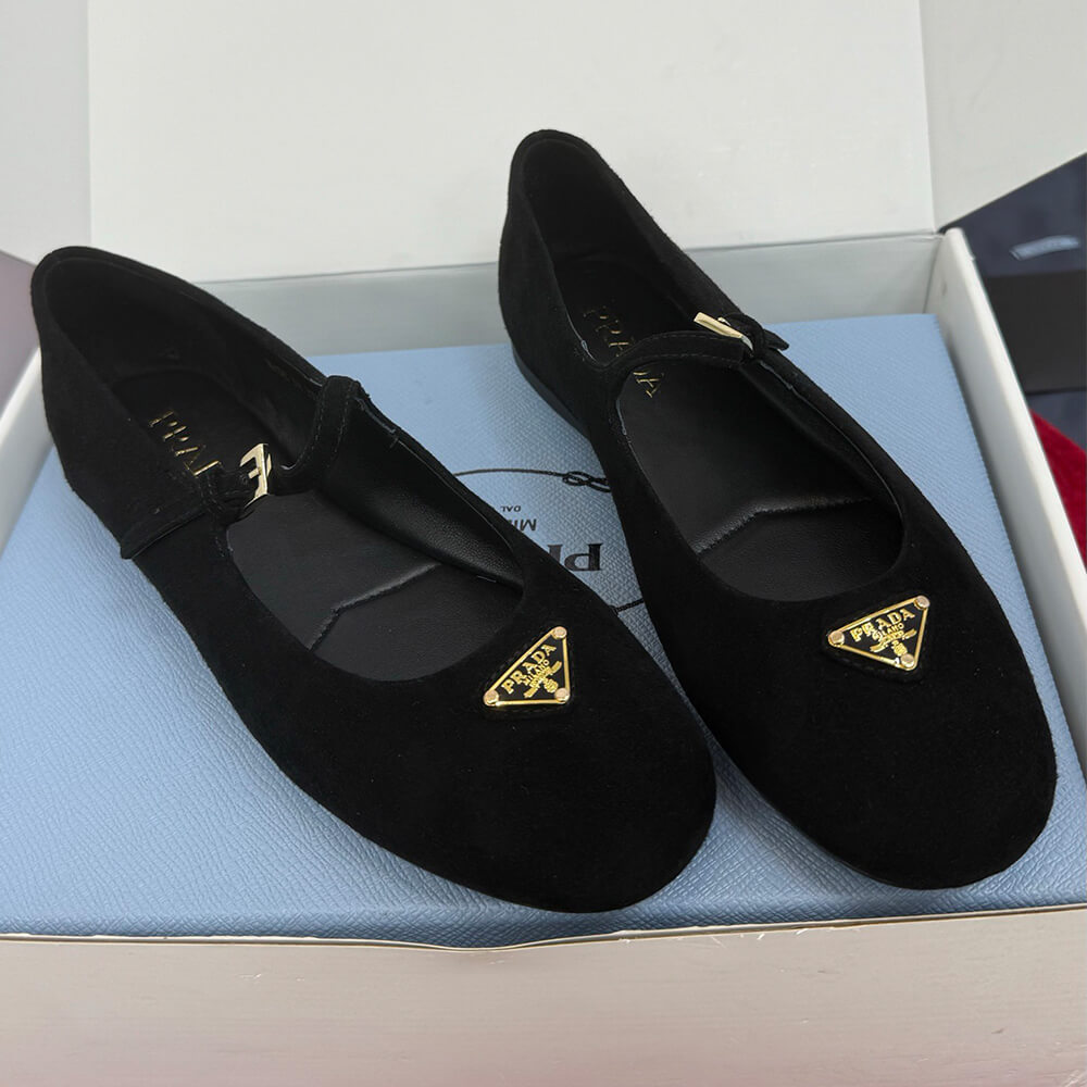 Pra*a Suede ballerinas