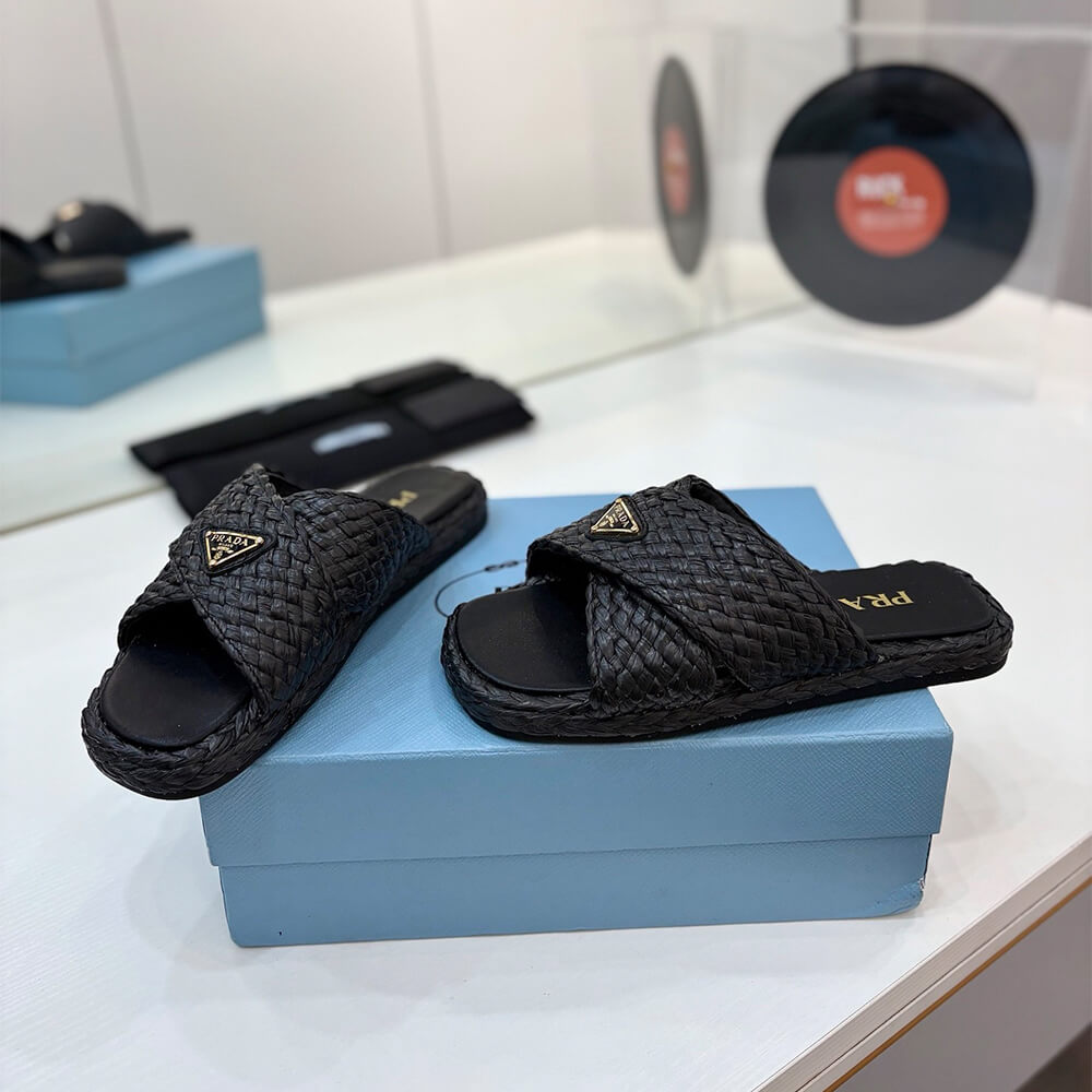 Pra*a Raffia crisscross slides