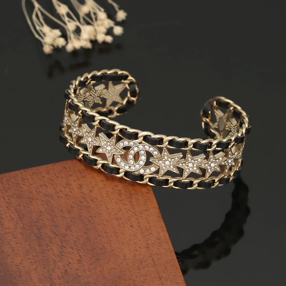 Ch**el bracelet
