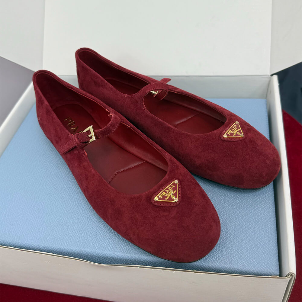 Pra*a Suede ballerinas