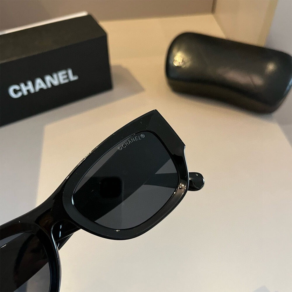 Ch**el SUNGLASSES