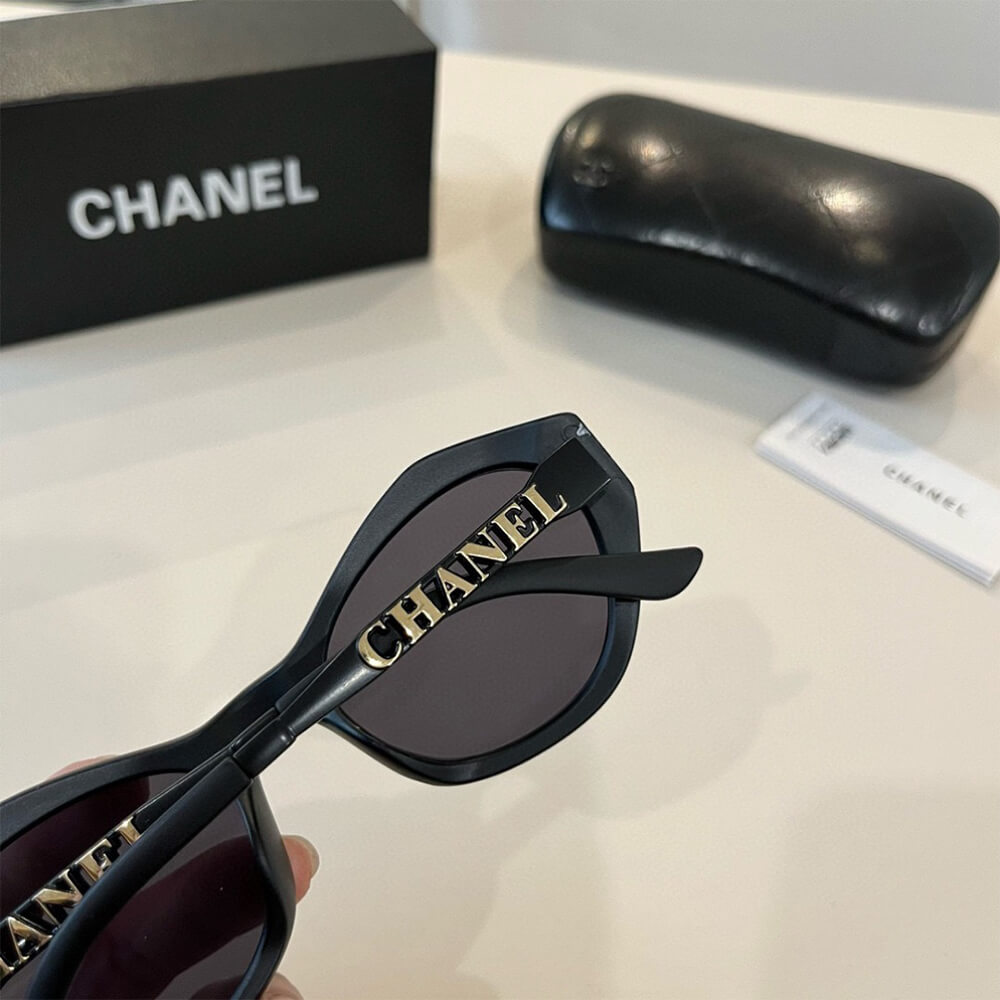 Ch**el SUNGLASSES