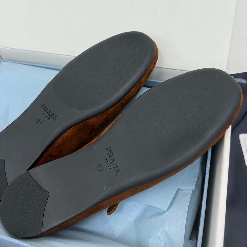 Pra*a Suede ballerinas
