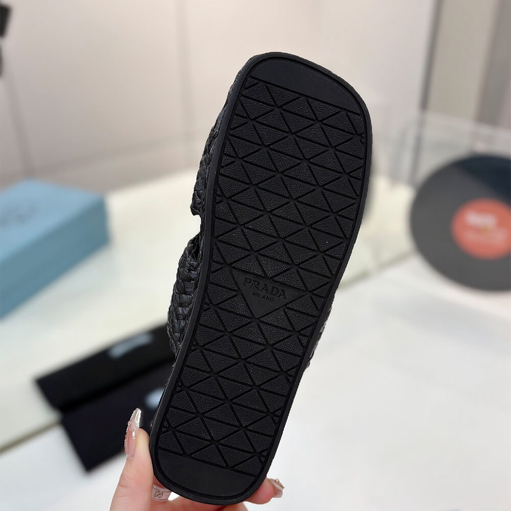 Pra*a Raffia slides