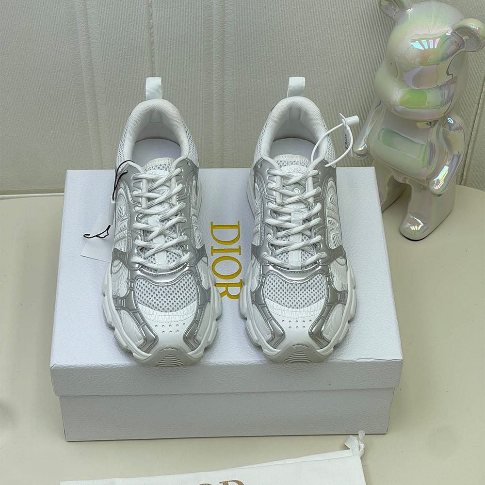 D10r Chrono Sneaker