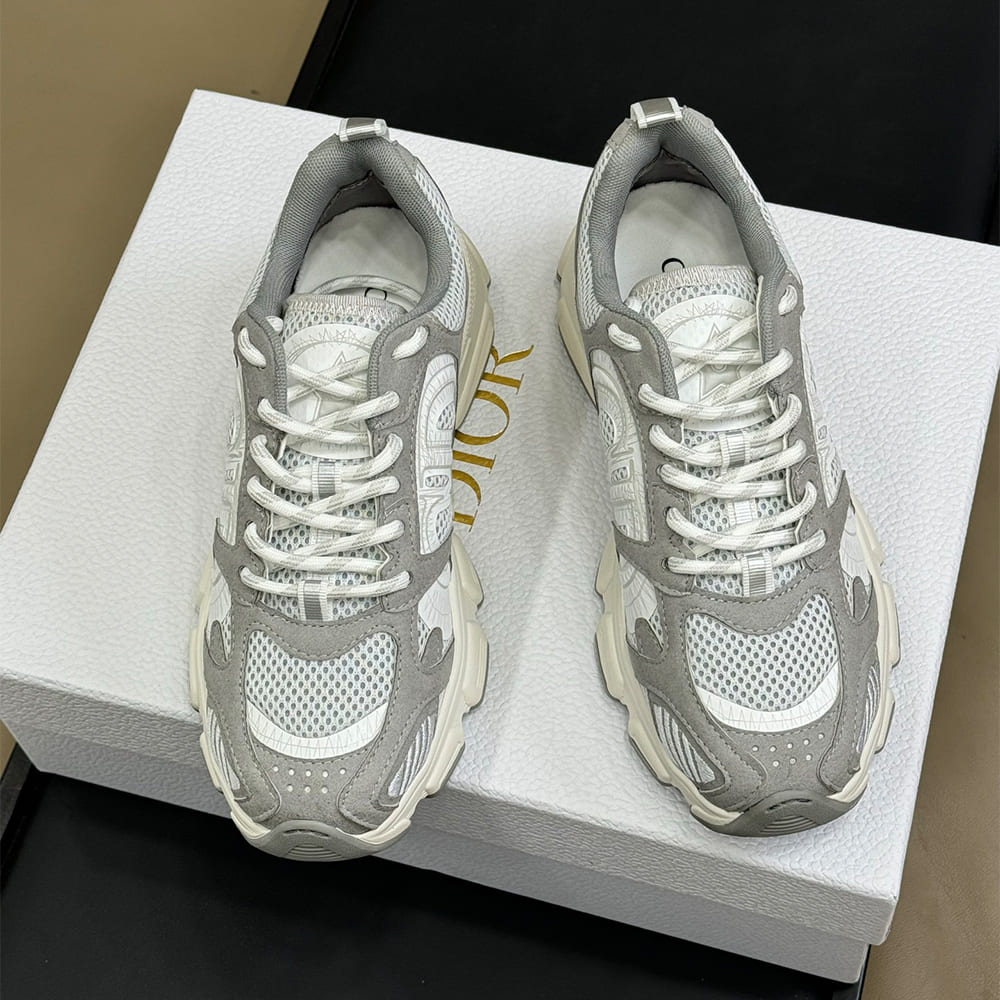 D10r Chrono Sneaker