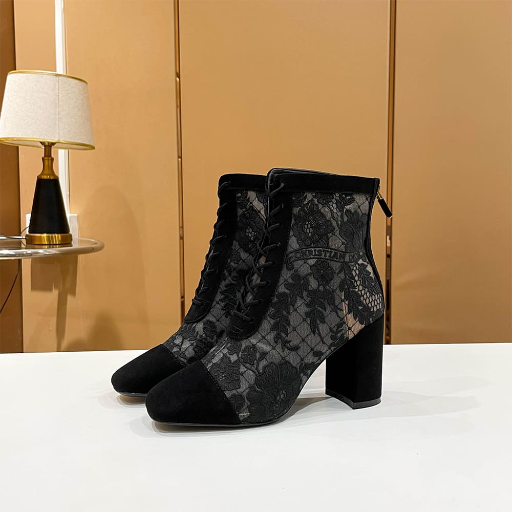 D10r Naughtily-D Heeled Ankle Boot
