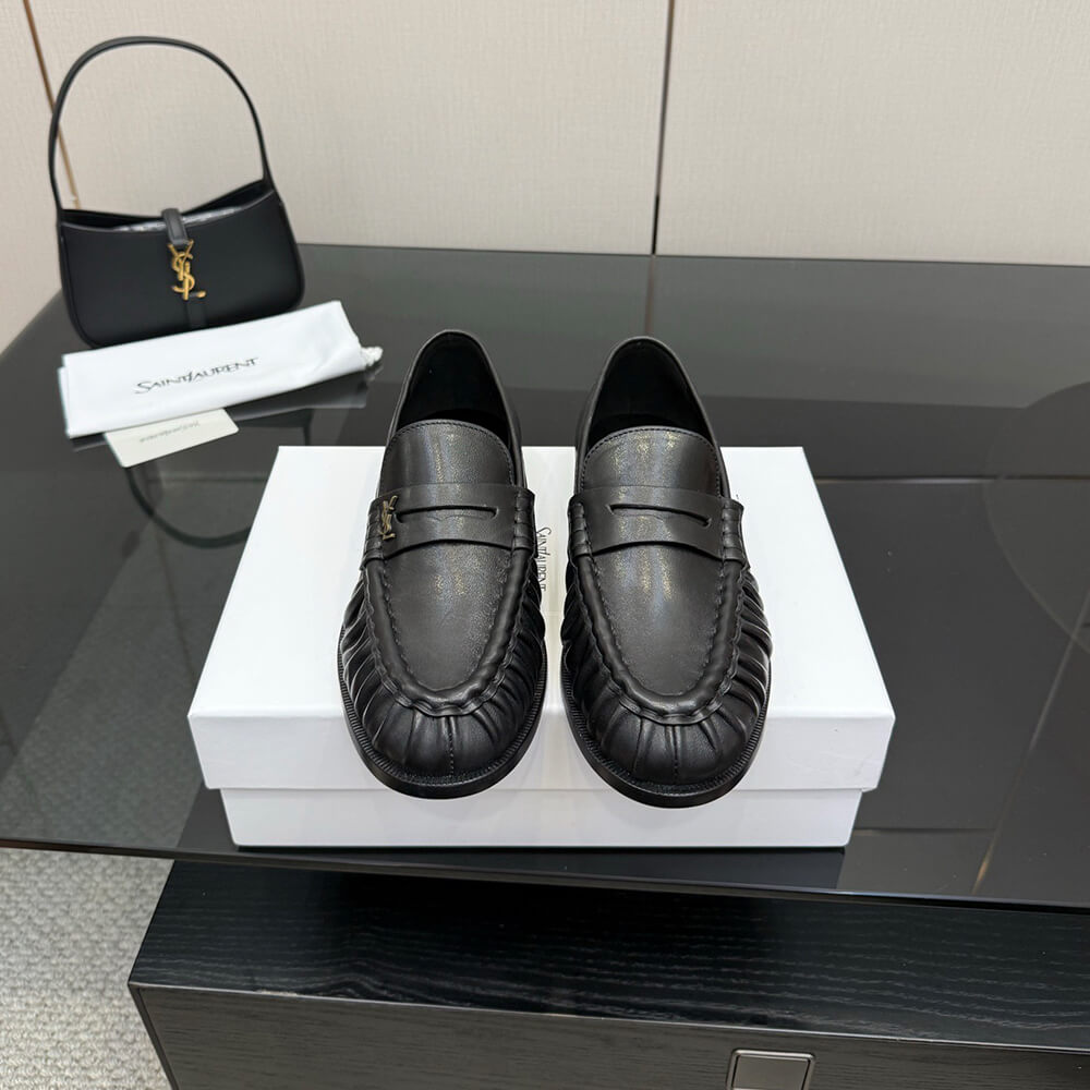Y51 LE LOAFER S*pple in shiny leather