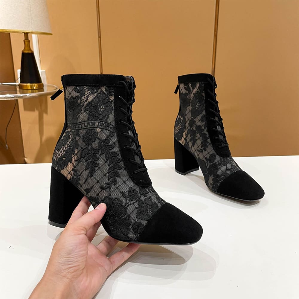 D10r Naughtily-D Heeled Ankle Boot
