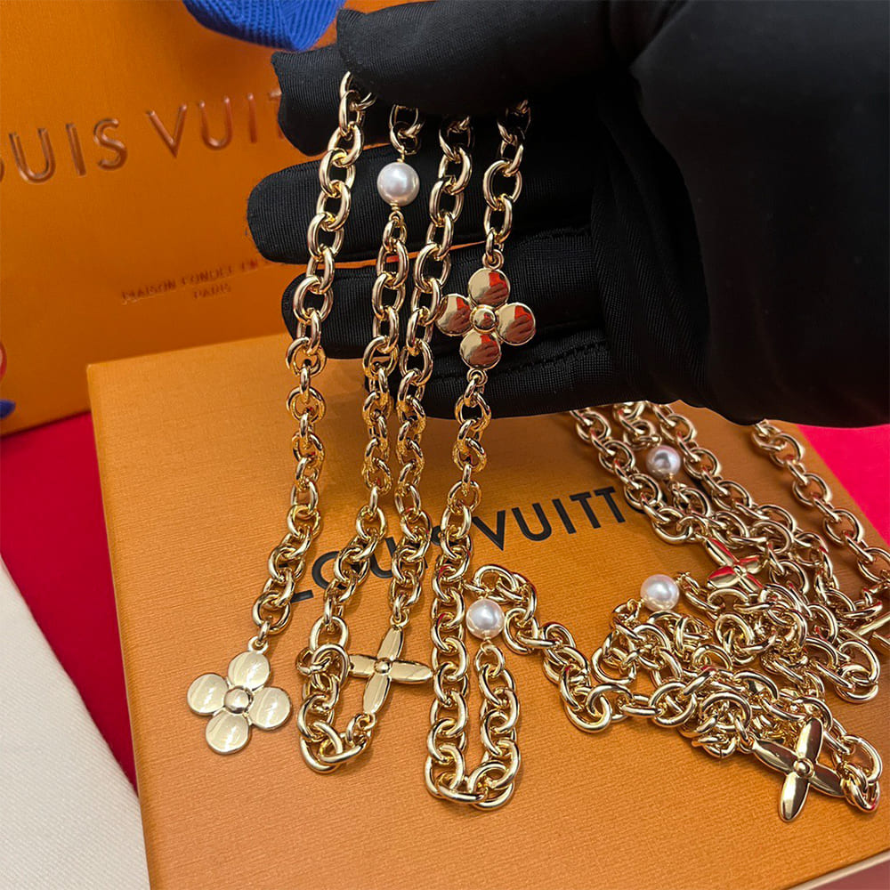 LV Chain Pearl Belt