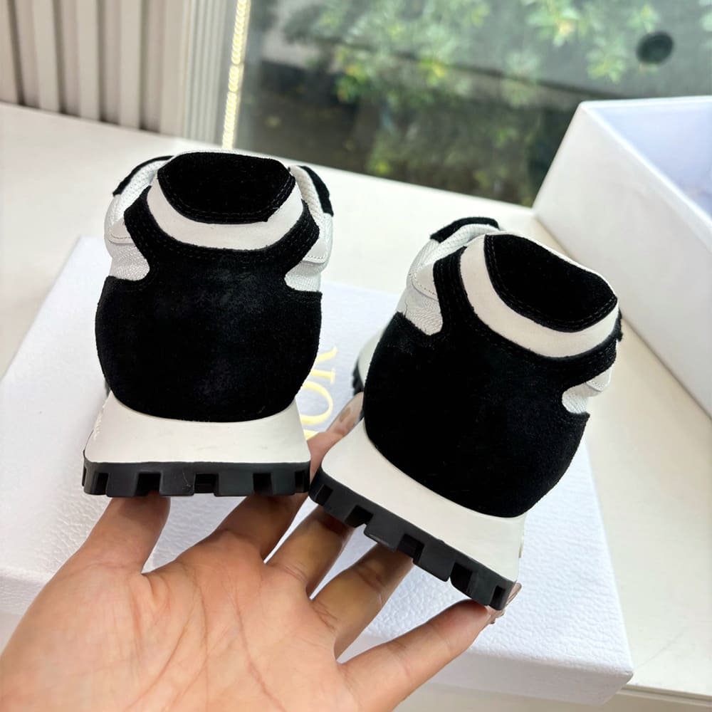C’est D10r Sneaker