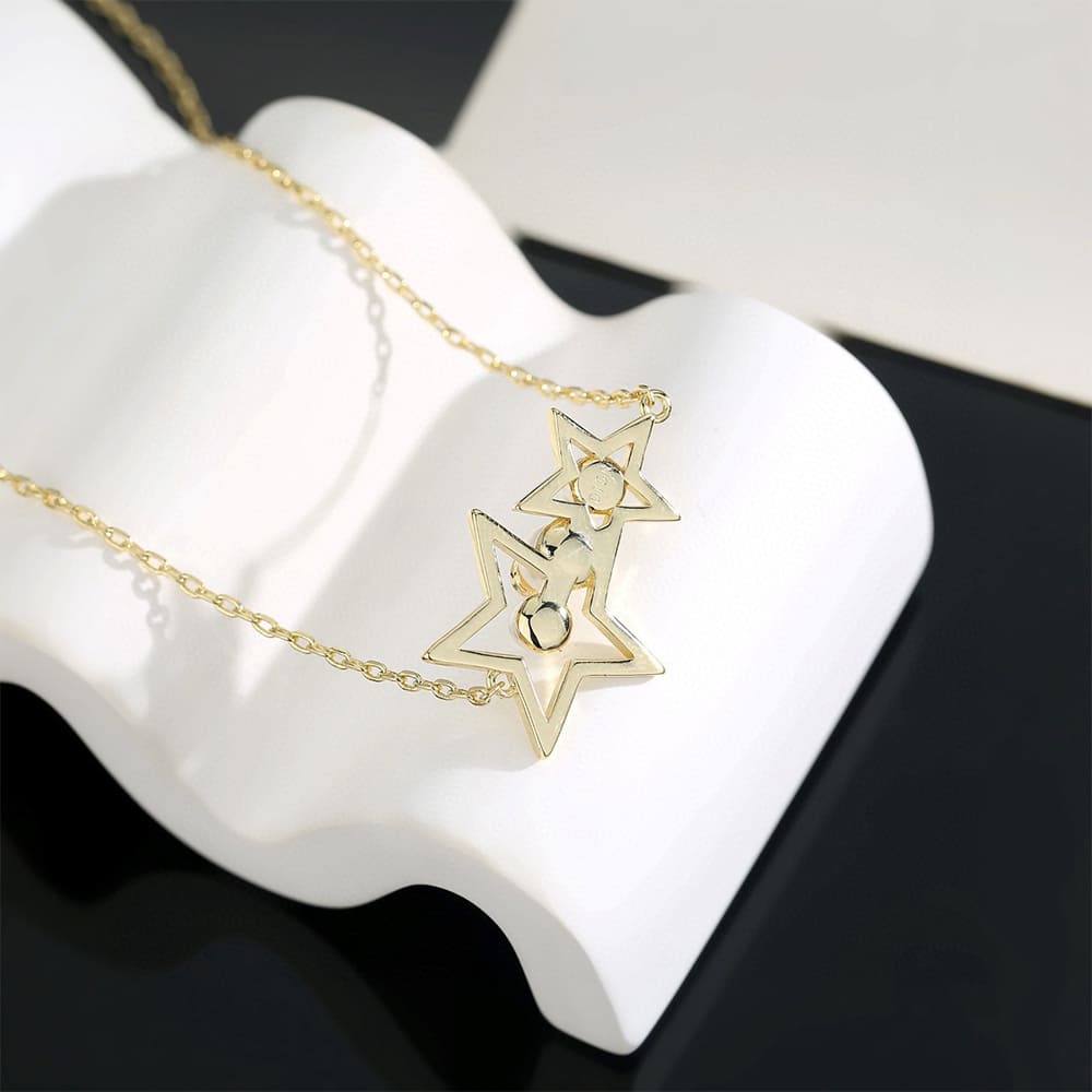 D10r necklace