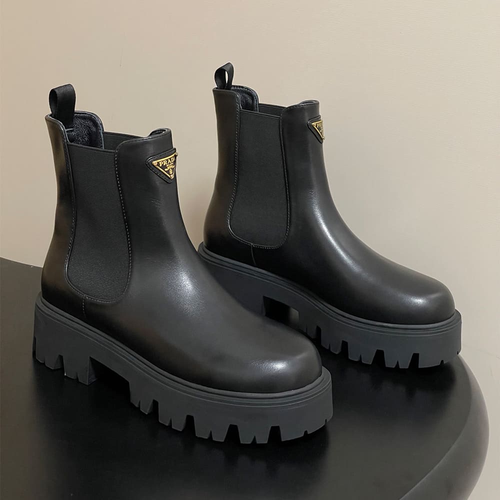 Pra*a Brushed leather booties