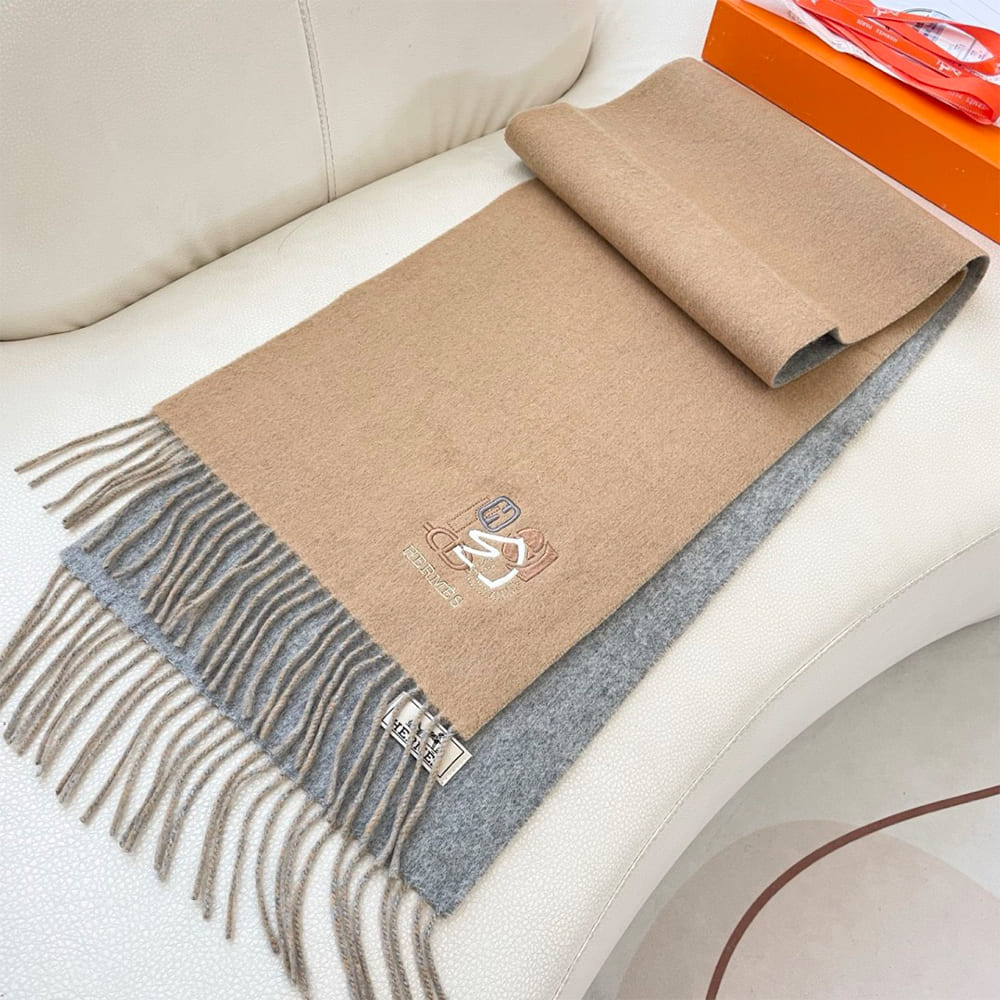 H**me5 Recto-Verso PM H Puzzle Scarf
