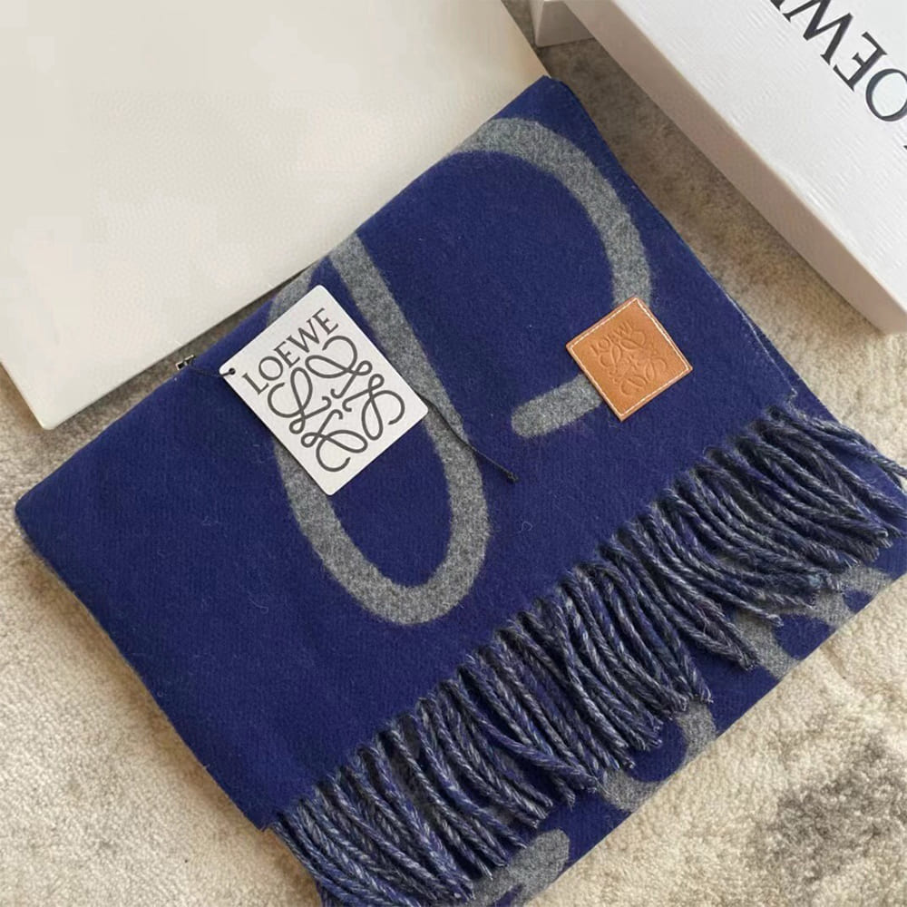 L0ew* Scarf in wool and cashmere