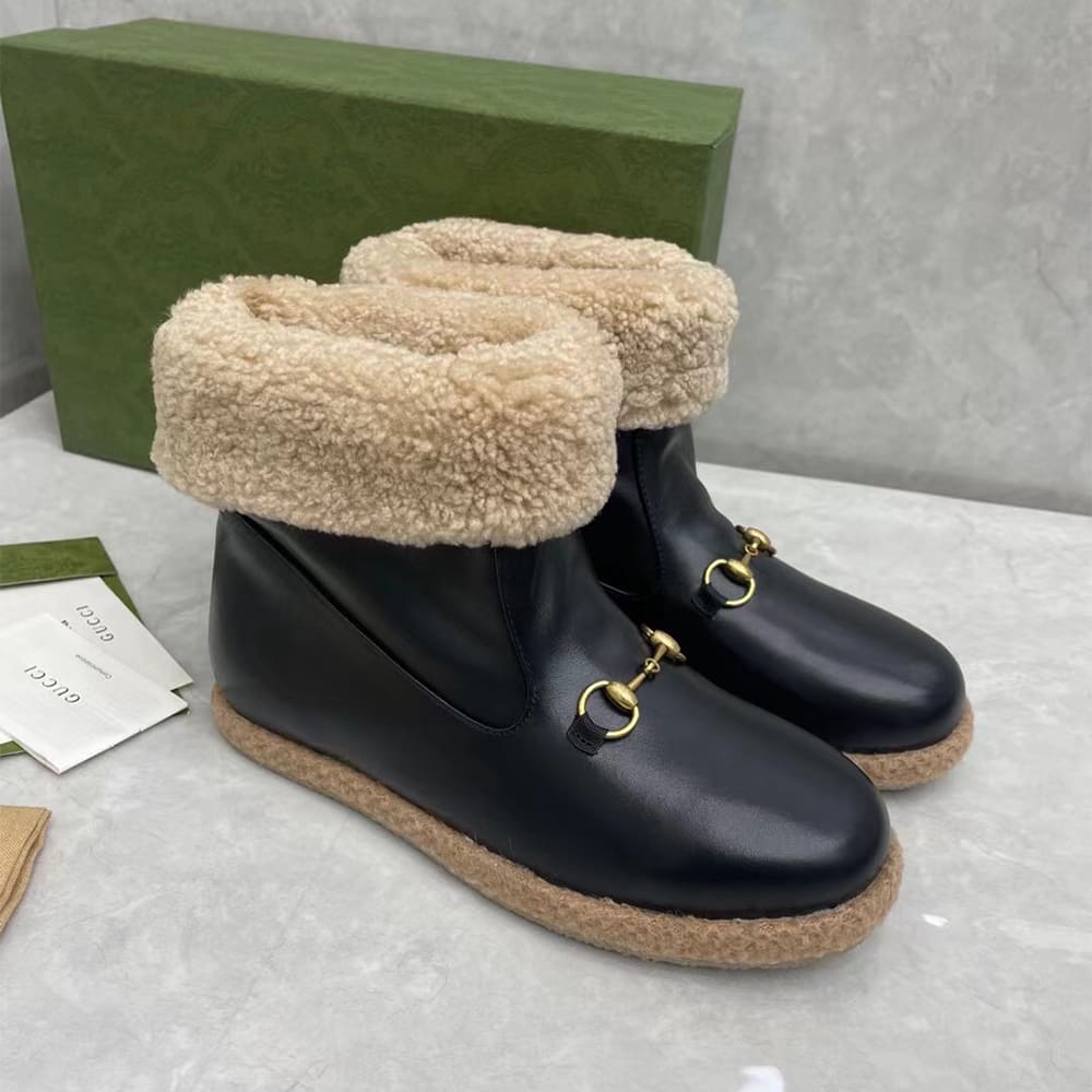 Gvc*1 ankle boots with Horsebit