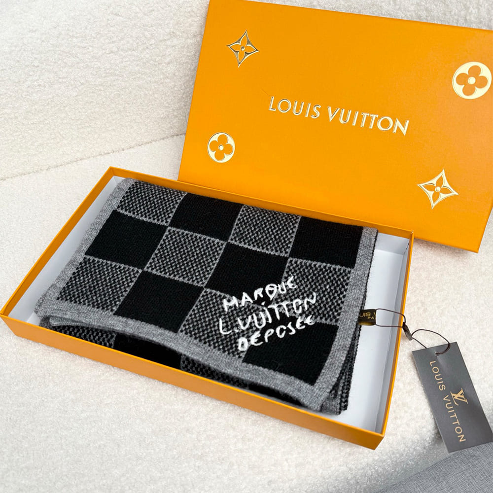 LV Damier Heritage Scarf