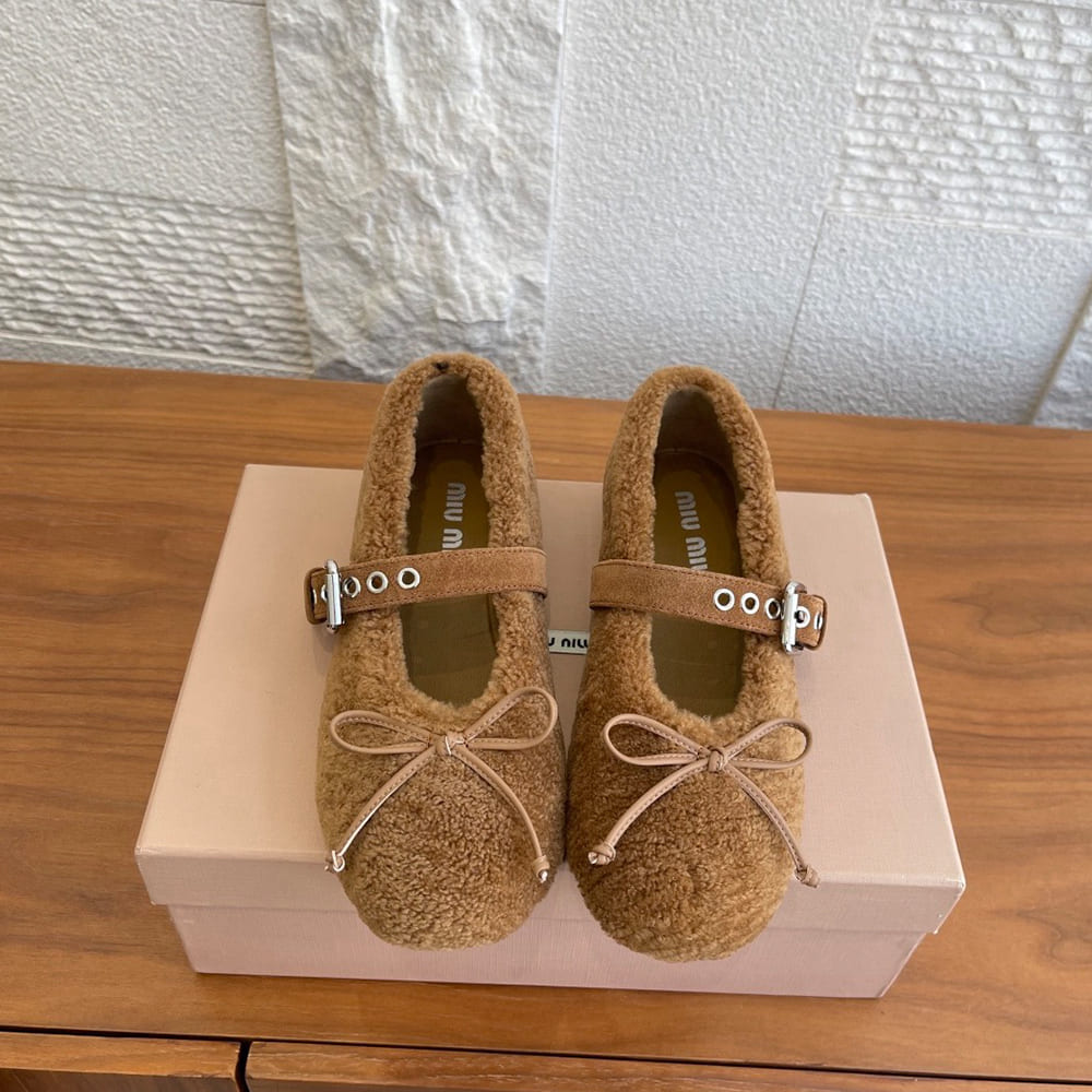 M1um1u Shearling ballerinas