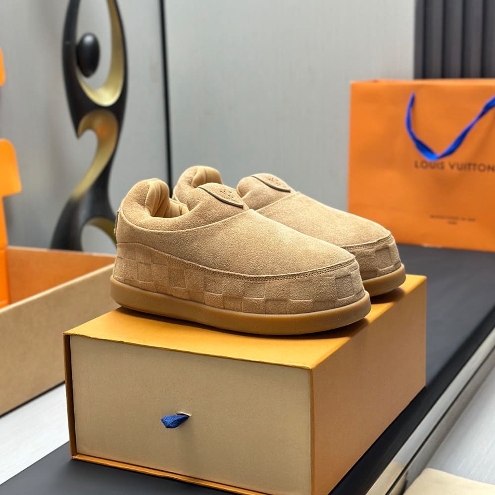 LV Yeti Slip On