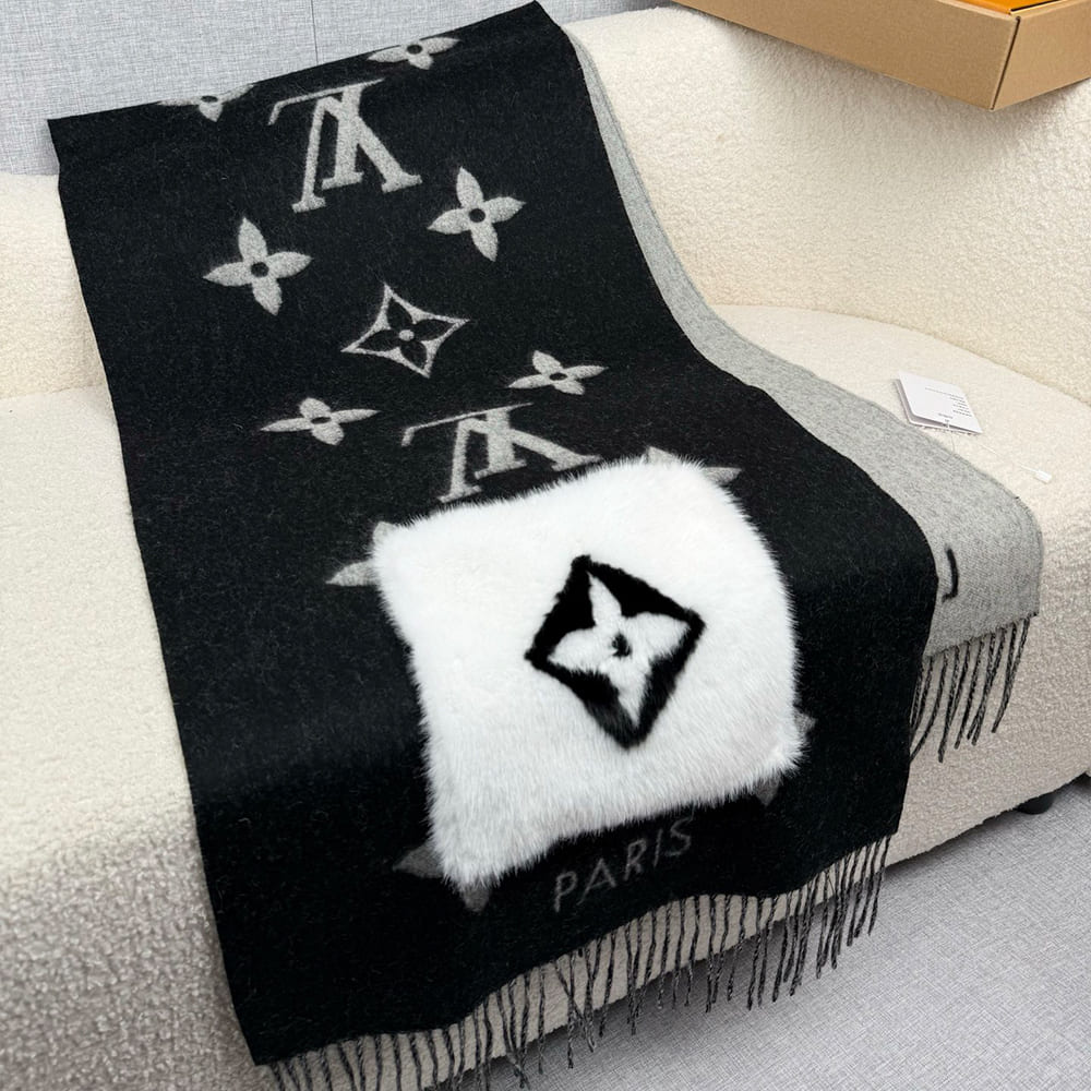 LV Cold Reykjavik Scarf