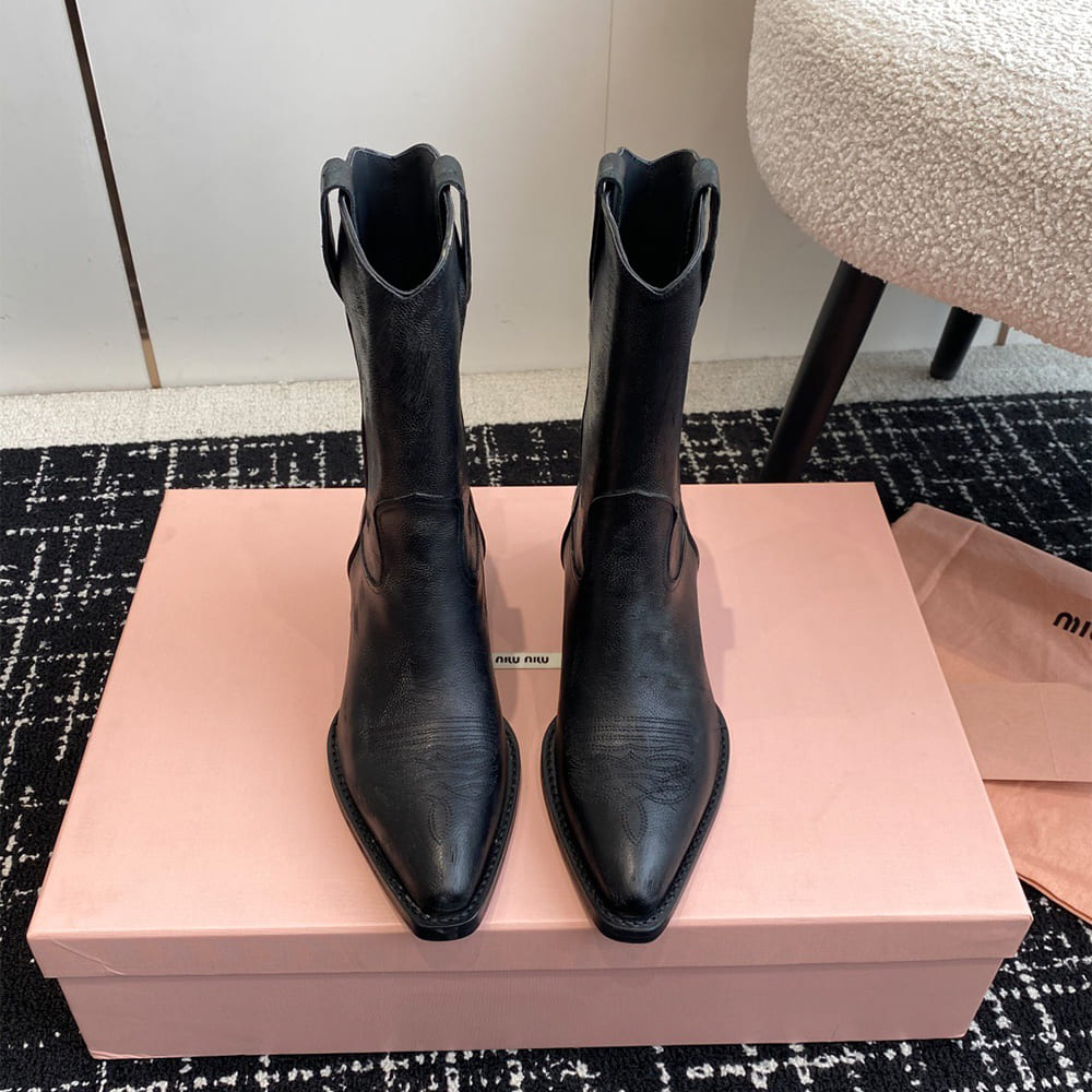M1um1u Leather boots
