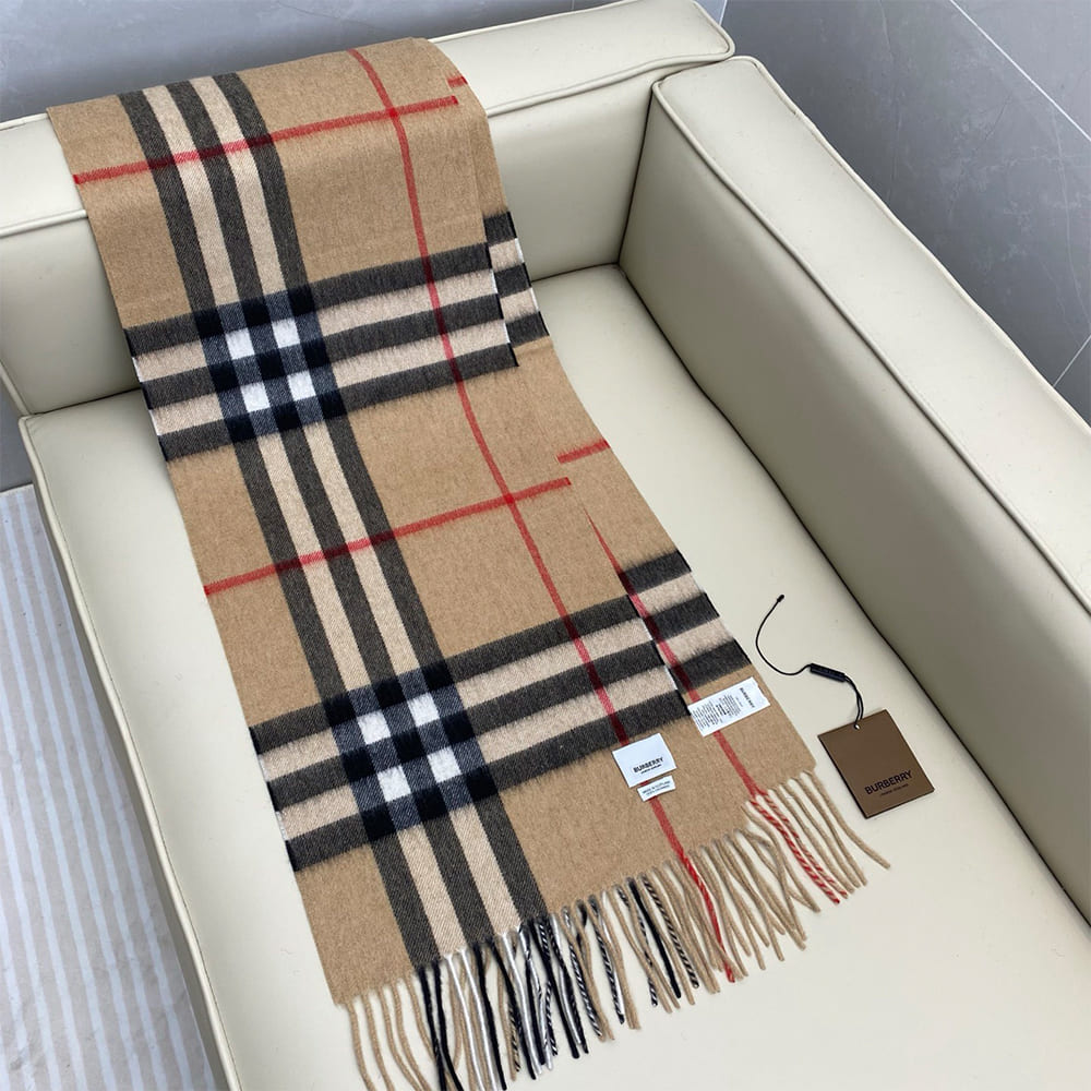 Bv*b*rry Check Cashmere Scarf