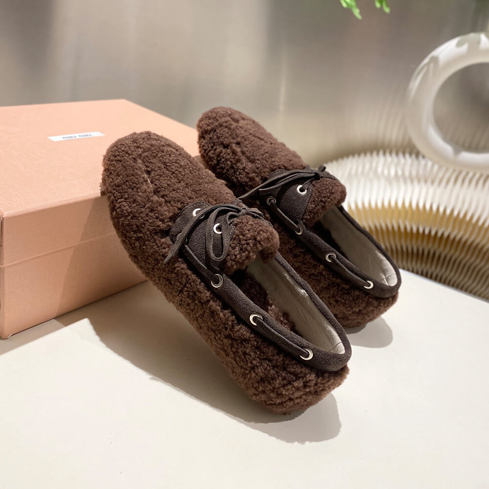 M1um1u Shearing loafers