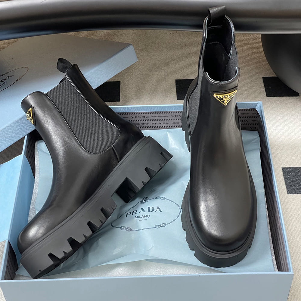 Pra*a Brushed leather booties