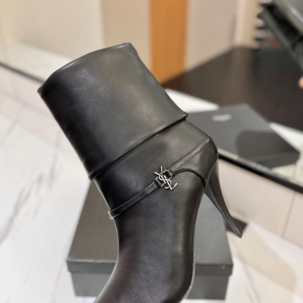 Y51 NIKI booties in suede